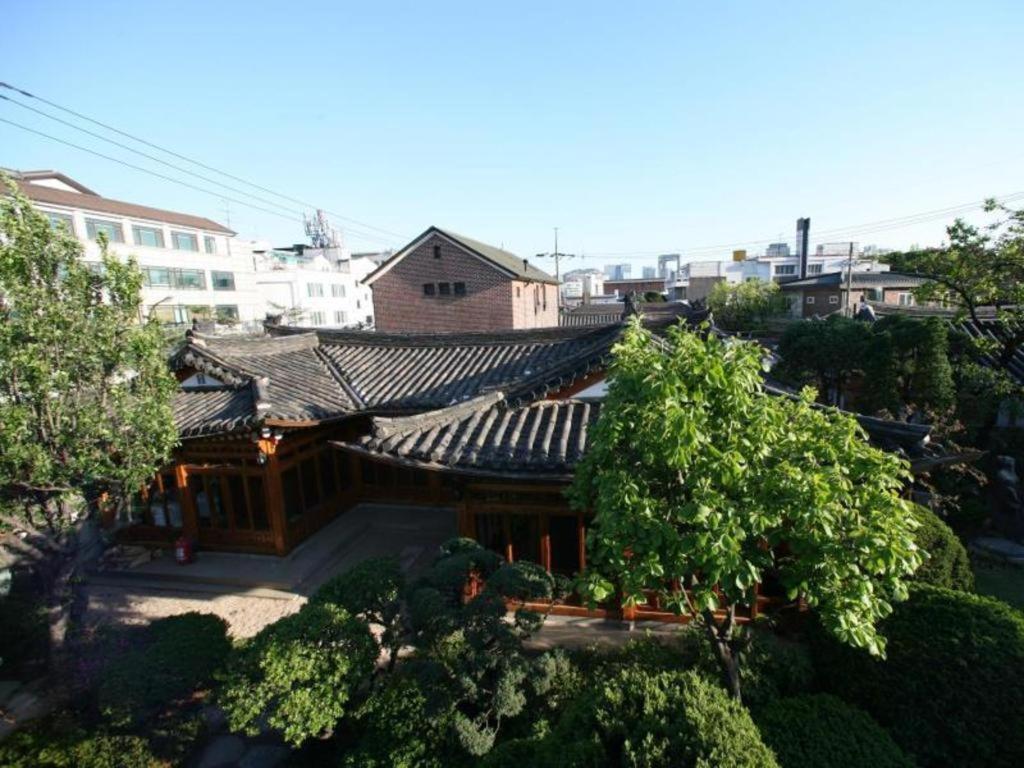 Bonum 1957 Hanok And Boutique Seoul Exterior photo