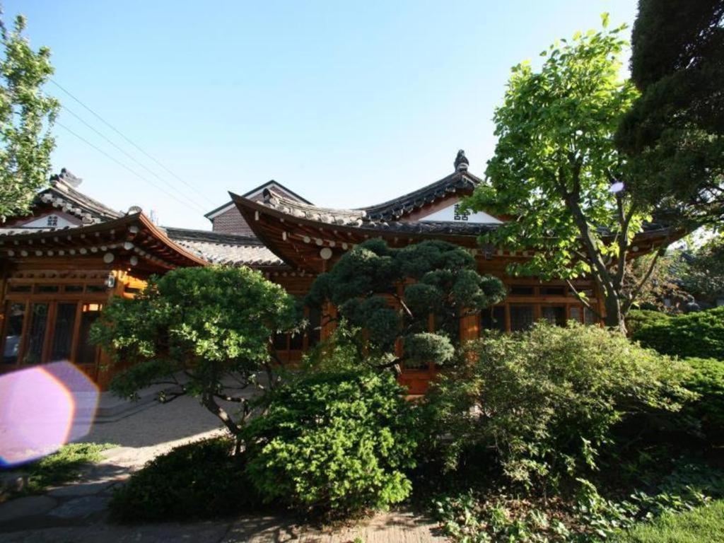 Bonum 1957 Hanok And Boutique Seoul Exterior photo